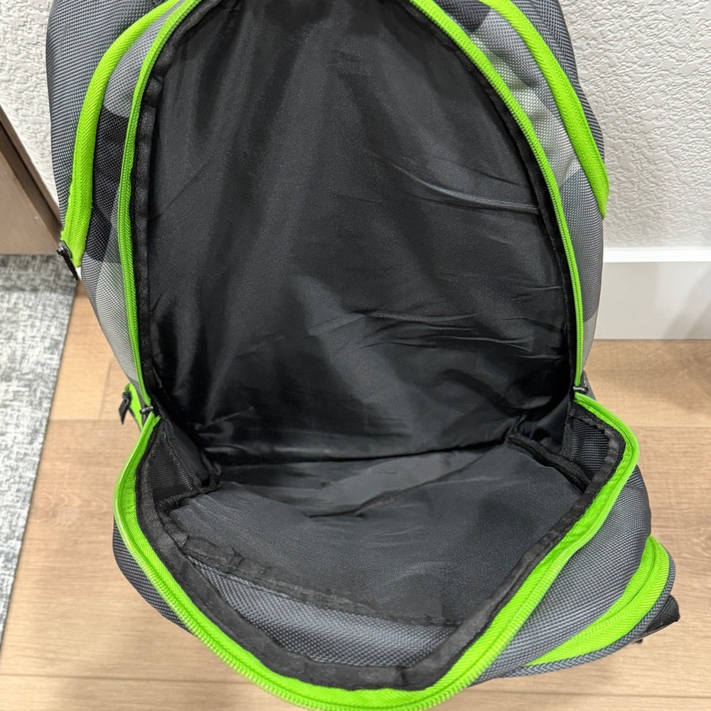 Ful Laptop Backpack Grey Lime Green Multi-Compartment Air Flow Panel Travel Bag - Picture 7 of 9